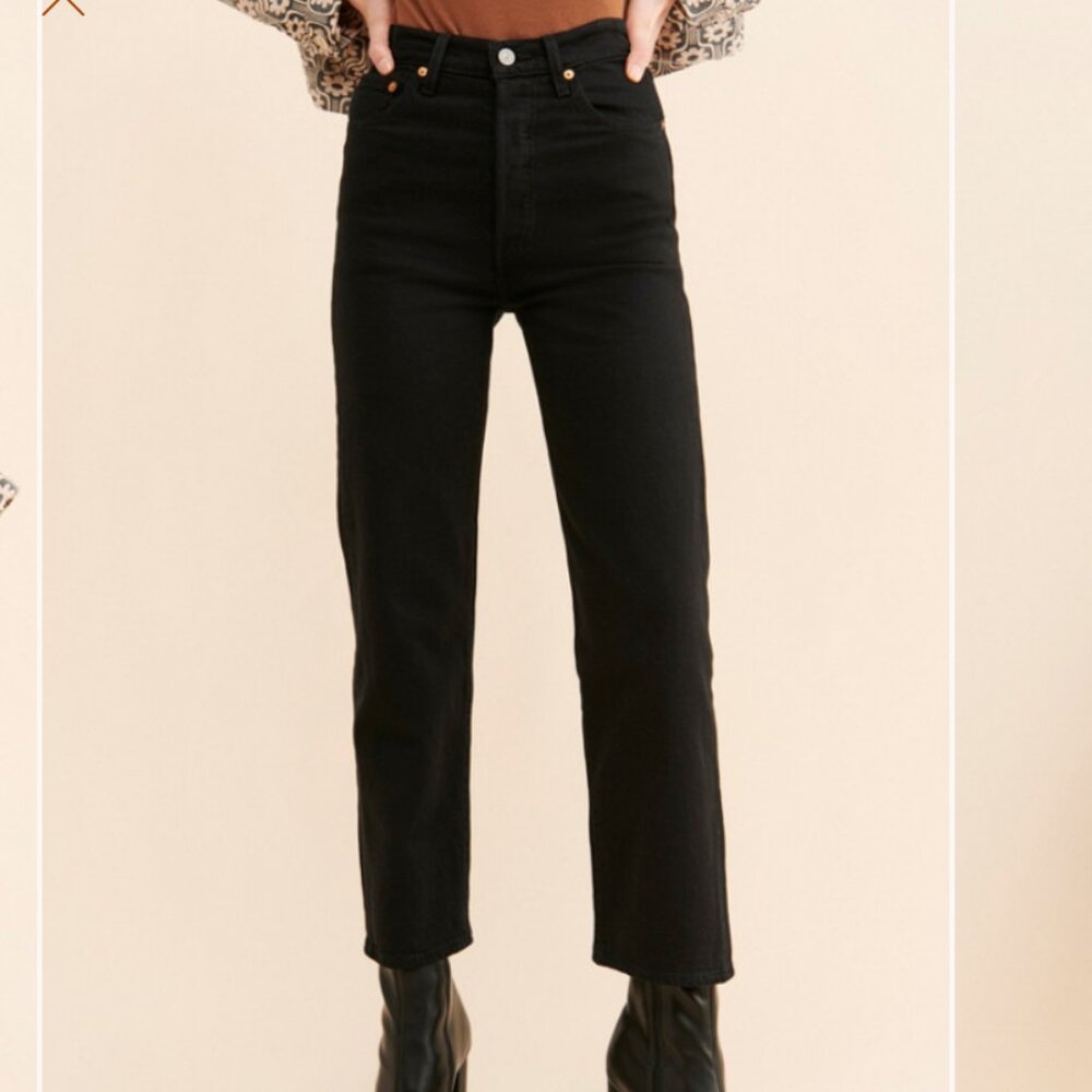 Levi's Ribcage Straight Ankle Jeans